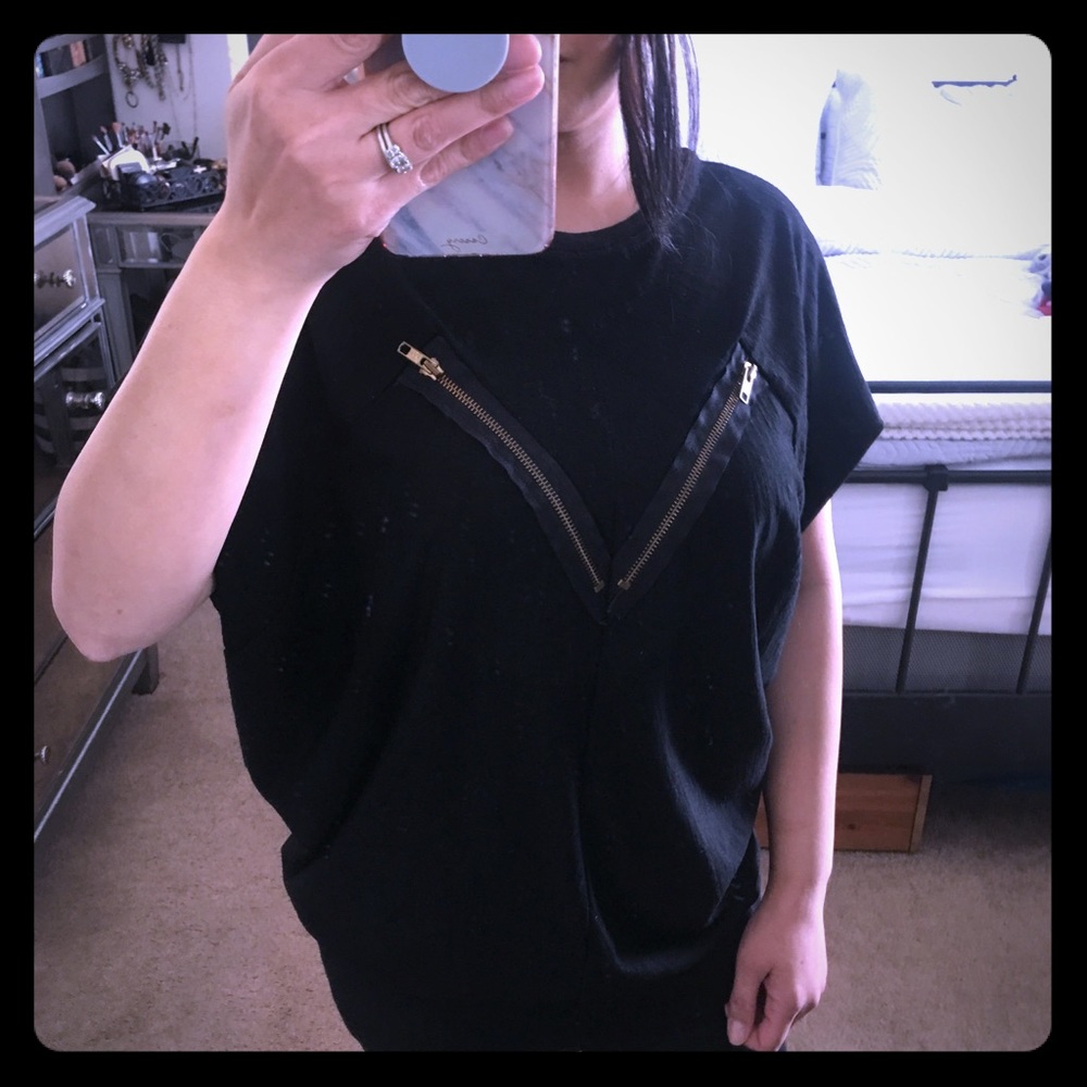 Zipper detailed top